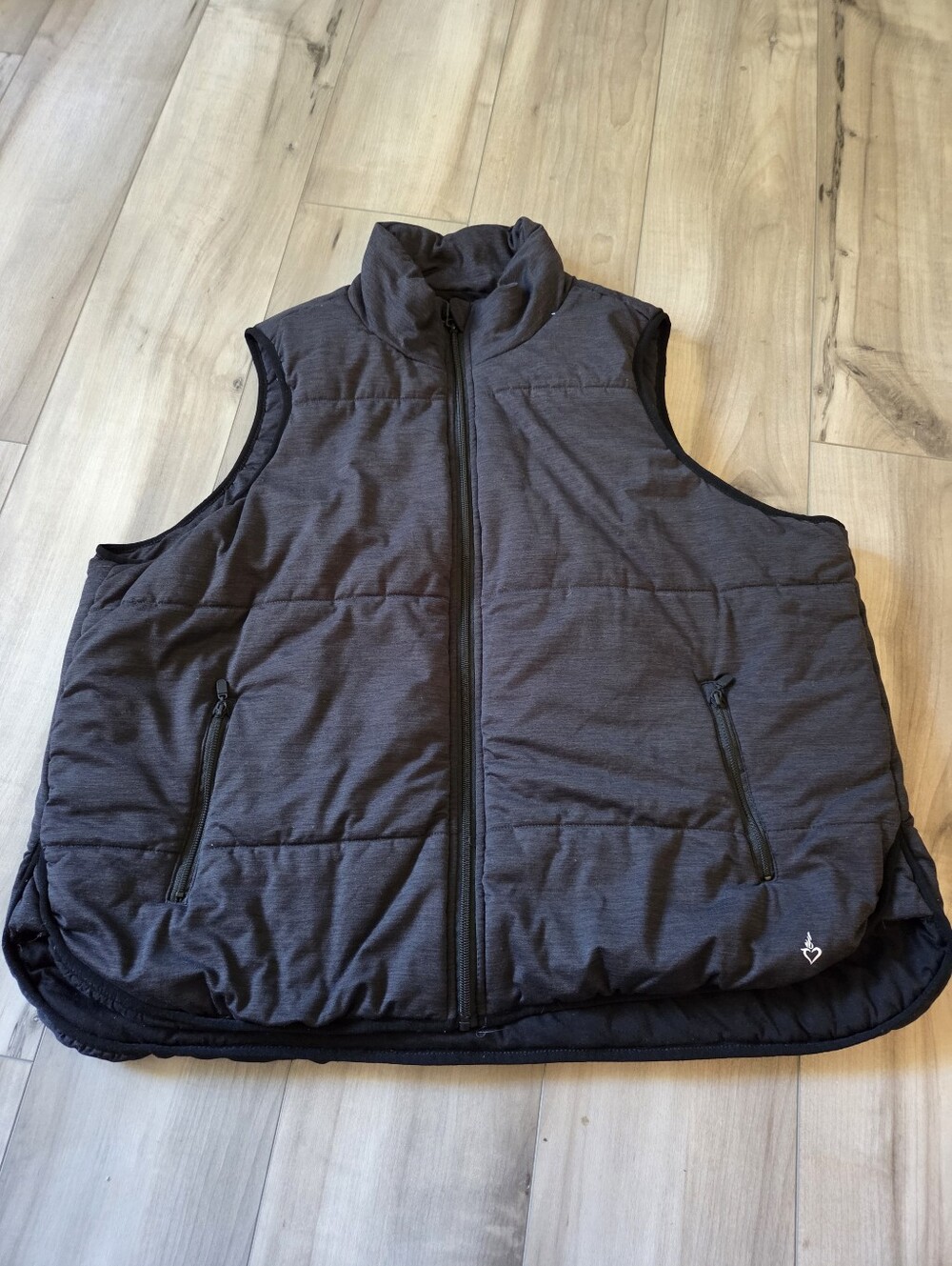 torrid Quilted Puffer Vest in Black